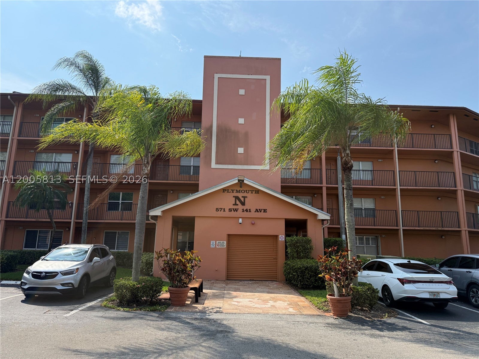 571 SW 141st Ave 208N, Pembroke Pines FL 33027