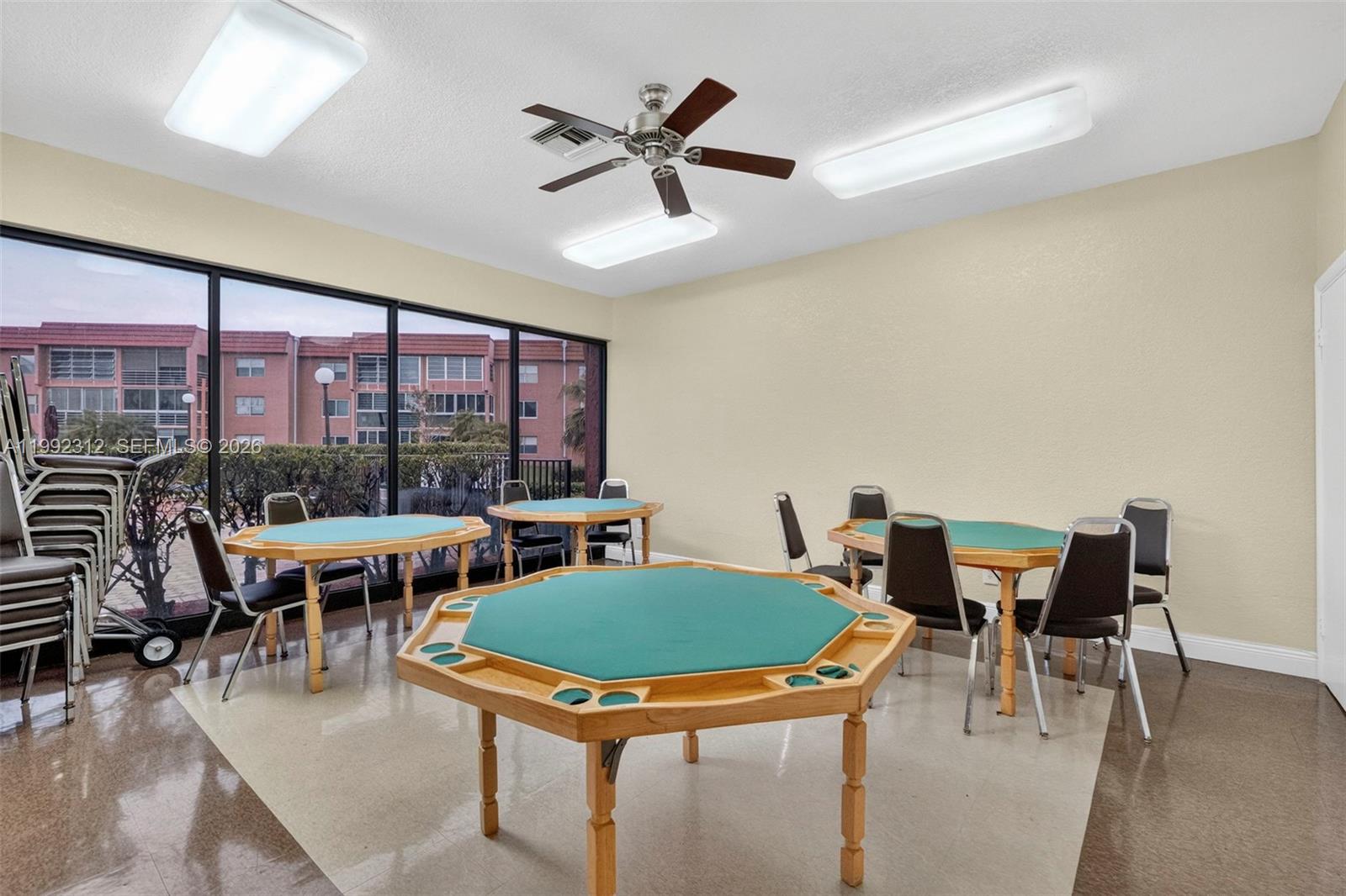 SUNRISE LAKES 152 CONDO - Residential