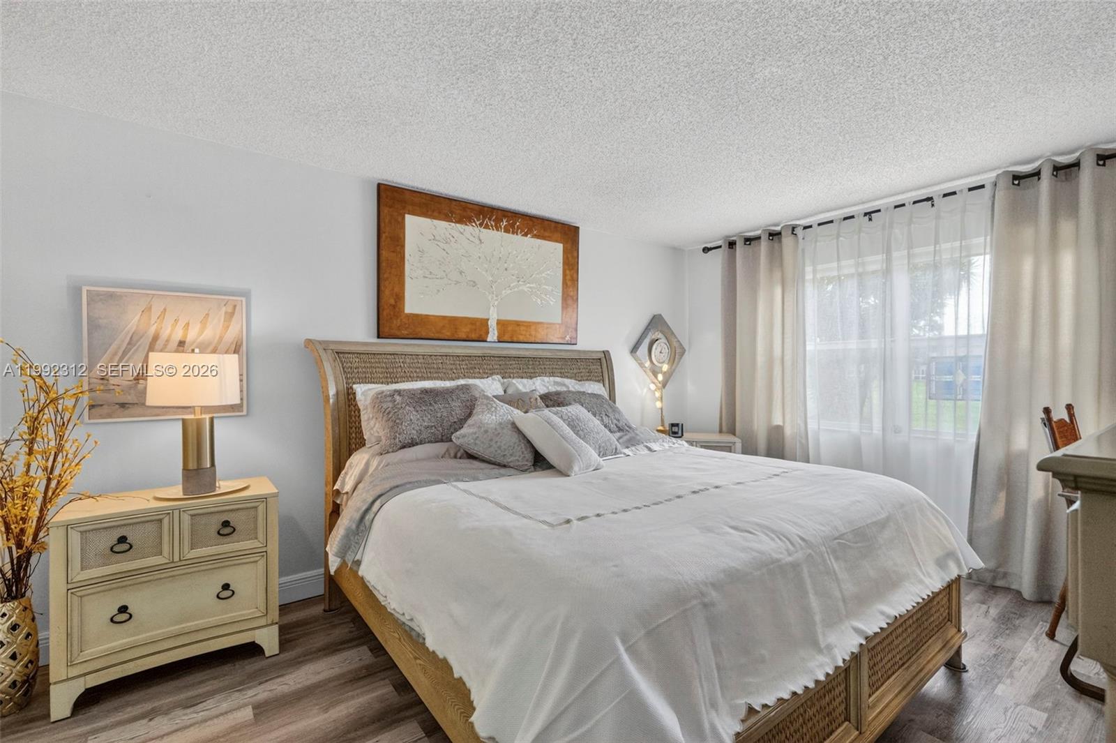 SUNRISE LAKES 152 CONDO - Residential