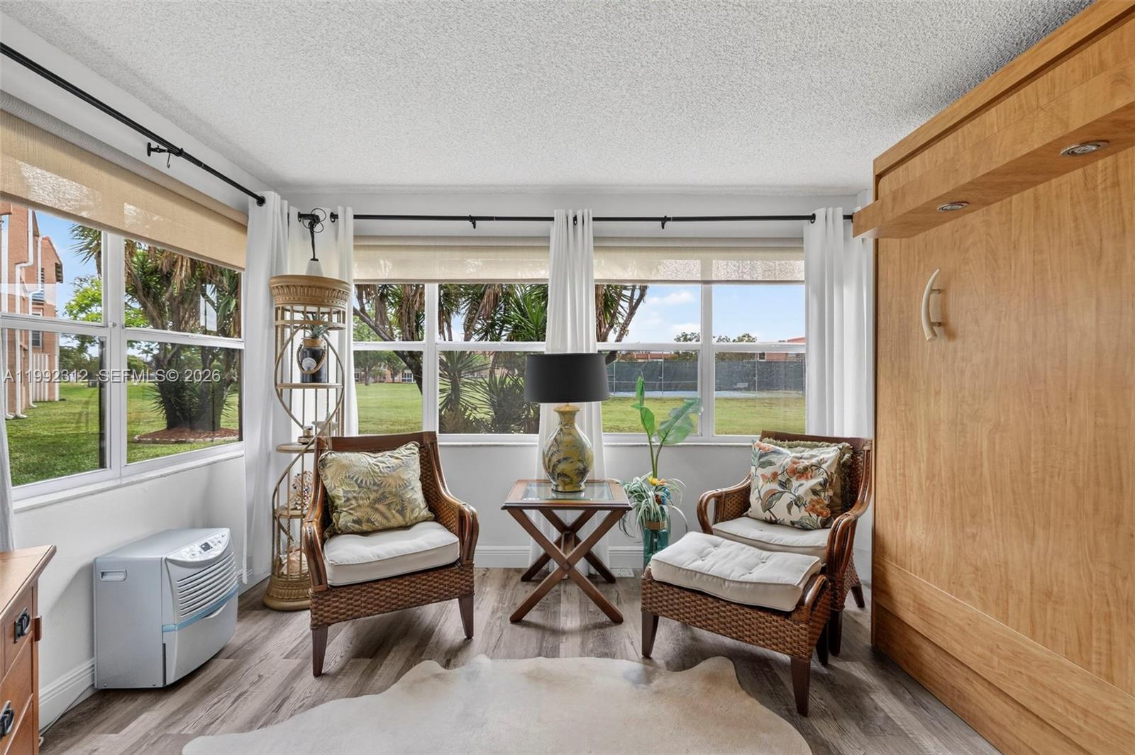 SUNRISE LAKES 152 CONDO - Residential