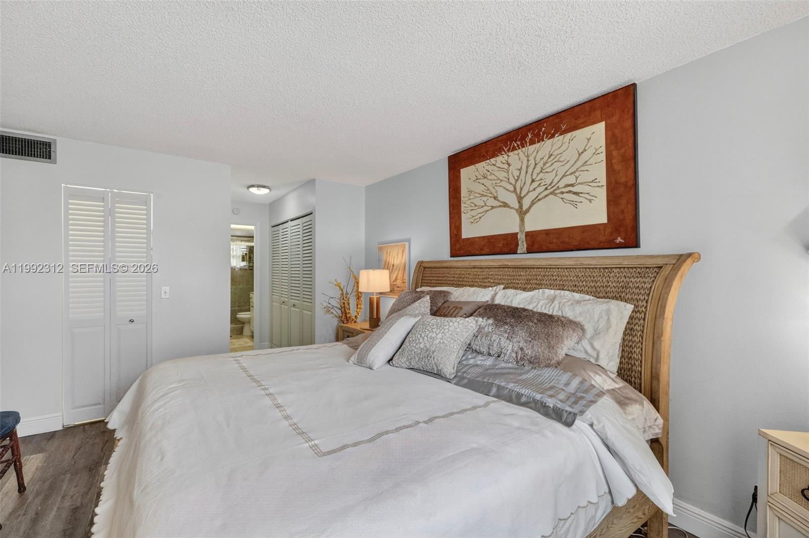 SUNRISE LAKES 152 CONDO - Residential