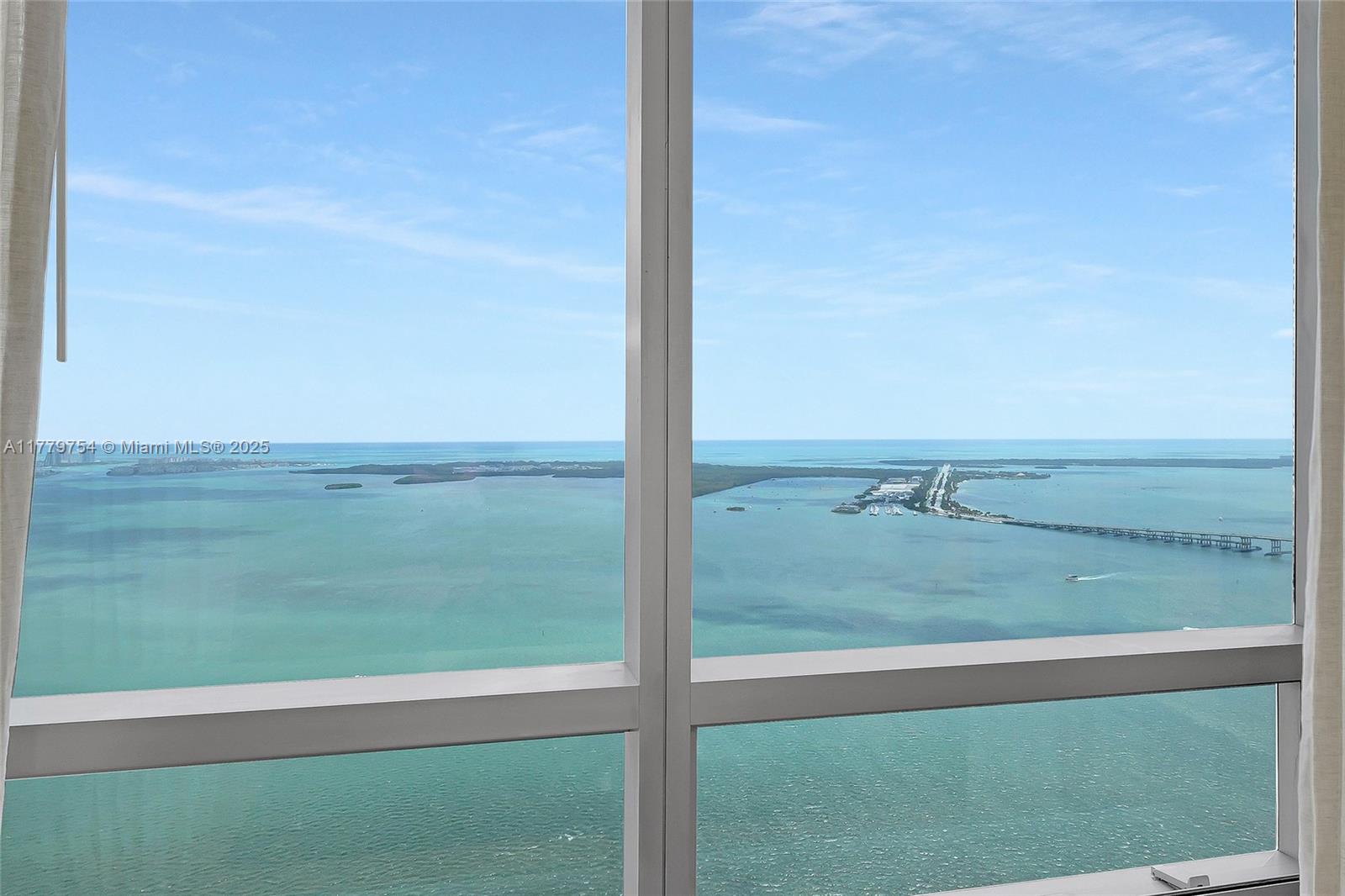 MILLENNIUM TOWER RESIDENC - Residential