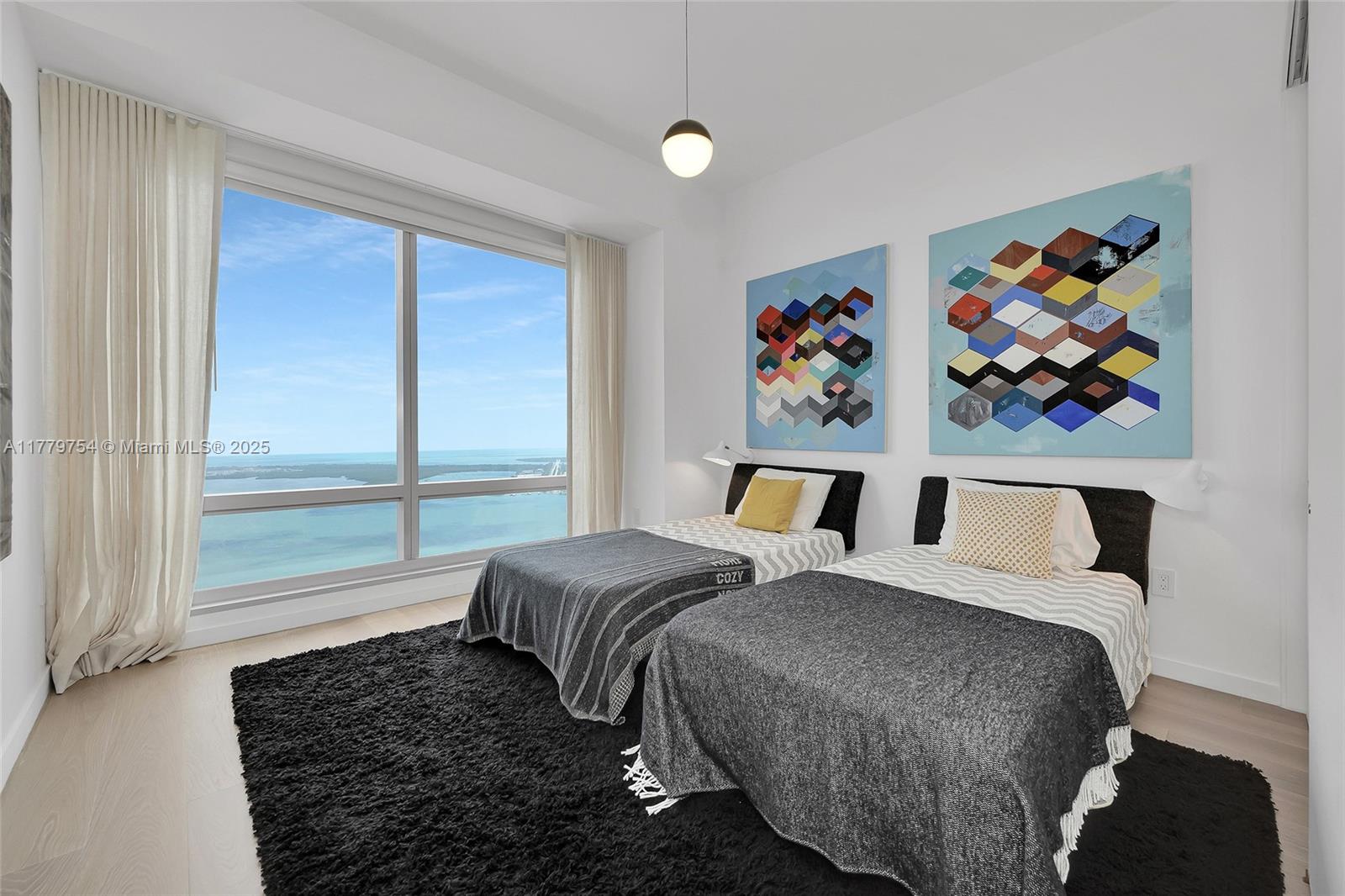 MILLENNIUM TOWER RESIDENC - Residential