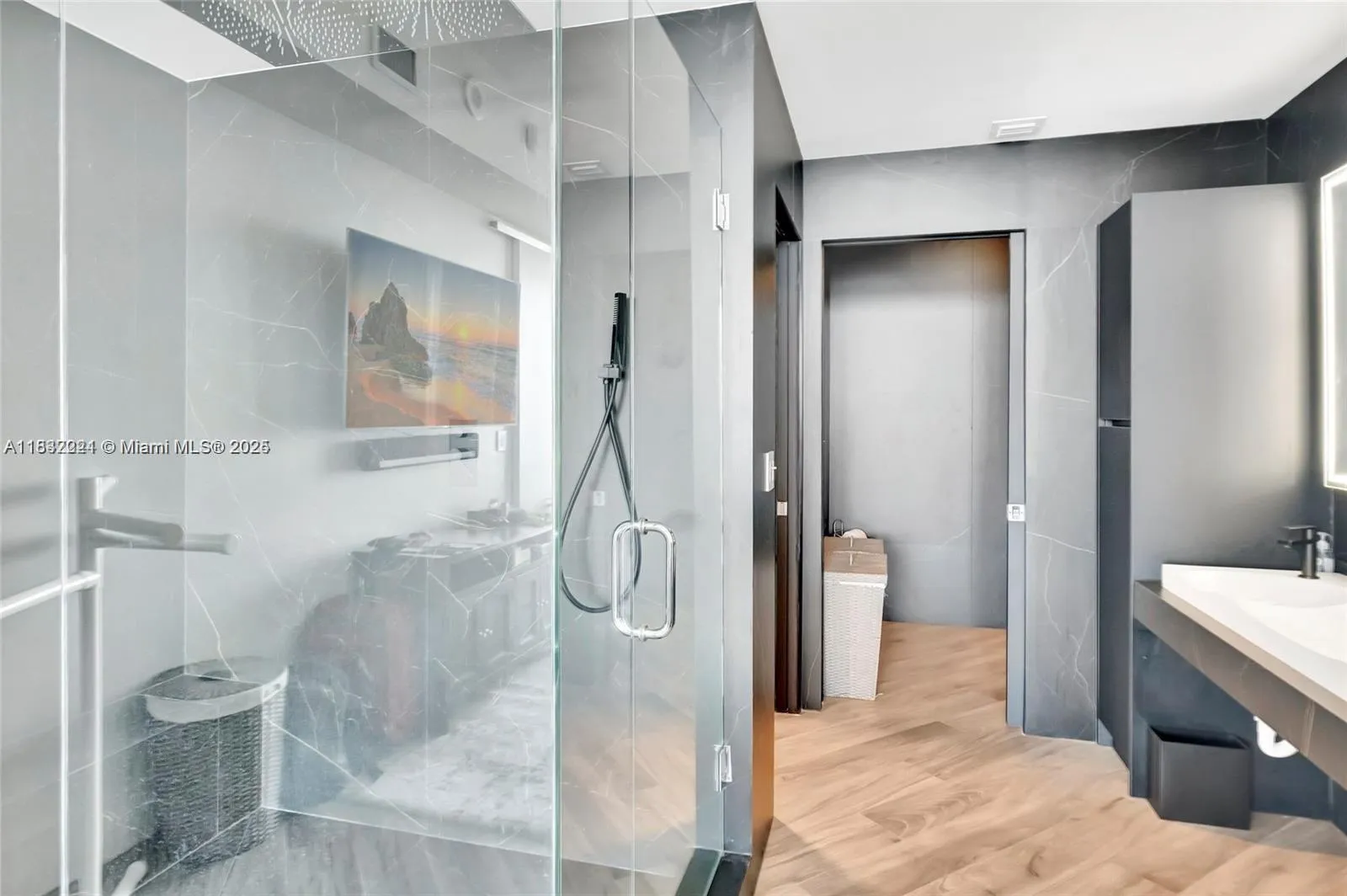 Miami, Florida 33137, United States, 2 Bedrooms Bedrooms, ,2 BathroomsBathrooms,Residential,Active,162411