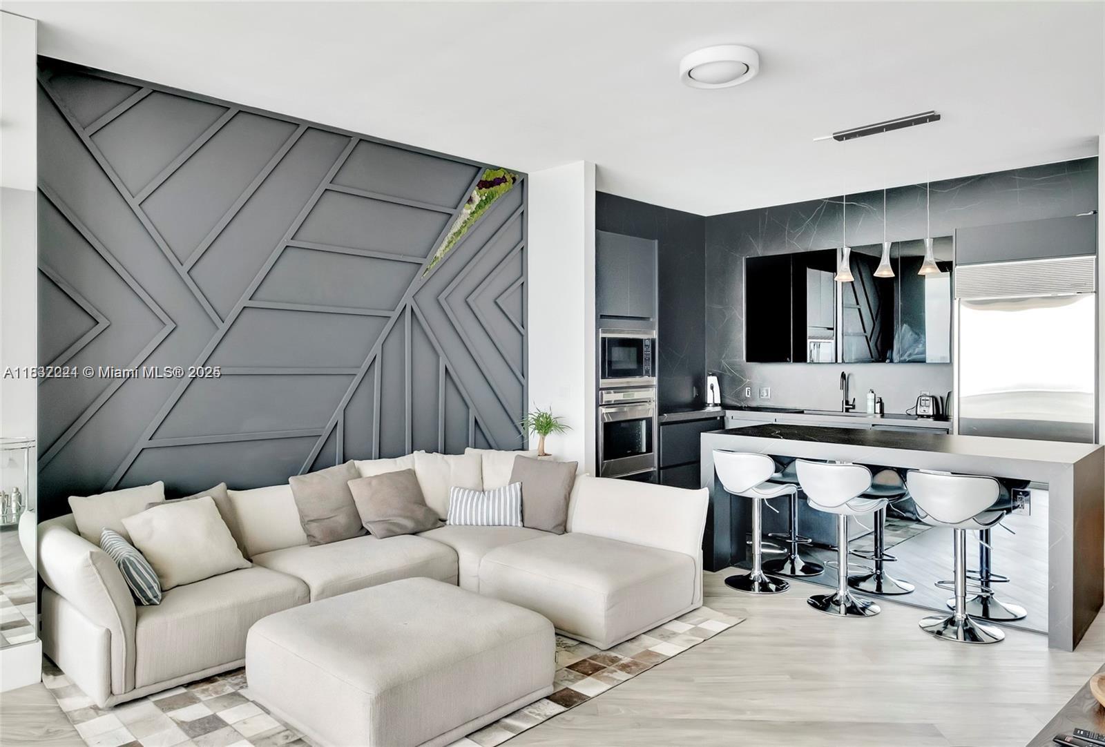 2020 N Bayshore Dr 3408