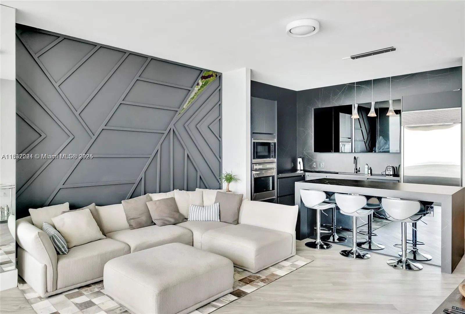 Miami, Florida 33137, United States, 2 Bedrooms Bedrooms, ,2 BathroomsBathrooms,Residential,Active,162411