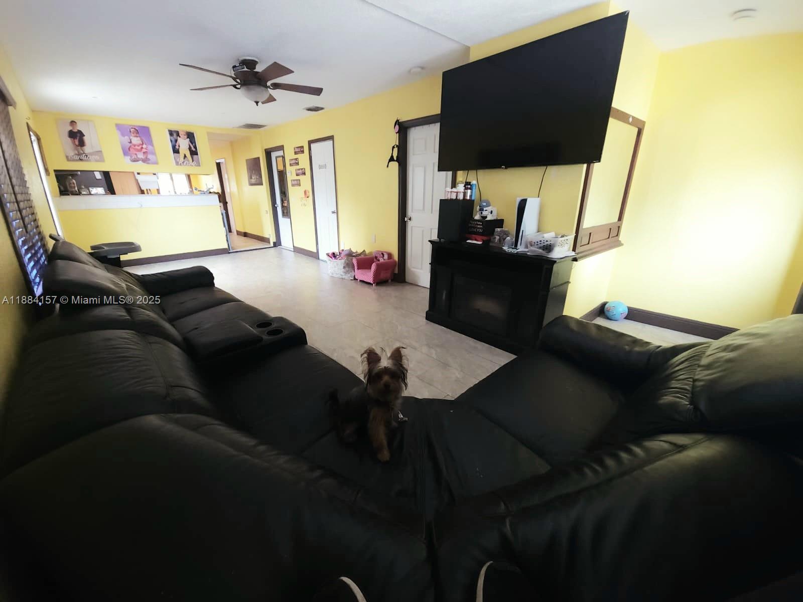 HOMEVILLE - Residential