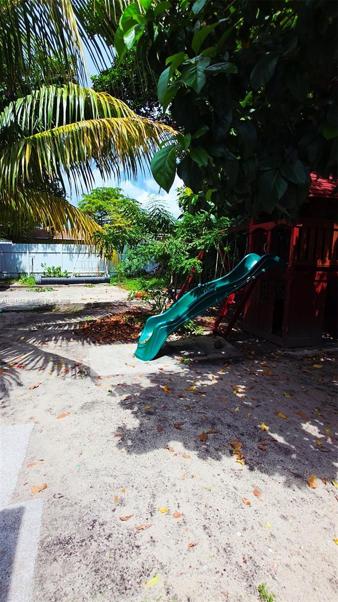 HOMEVILLE - Residential