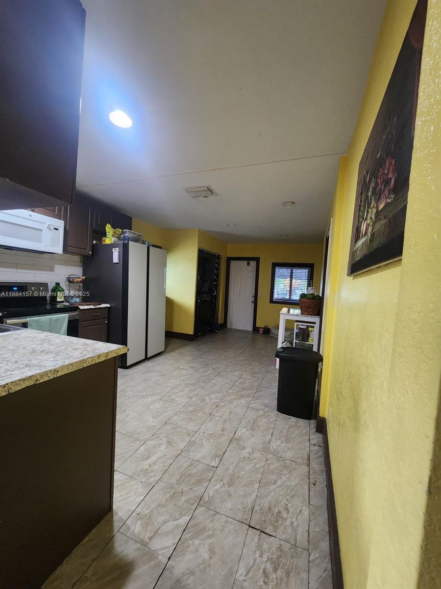 HOMEVILLE - Residential