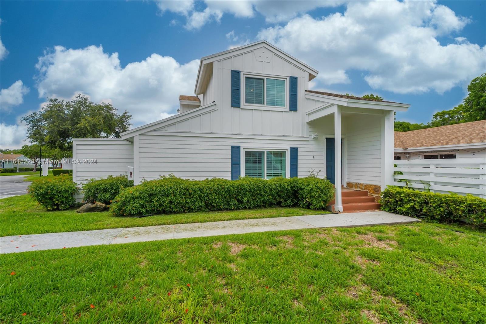 VILG HOMES COUNTRY WALK C - Residential