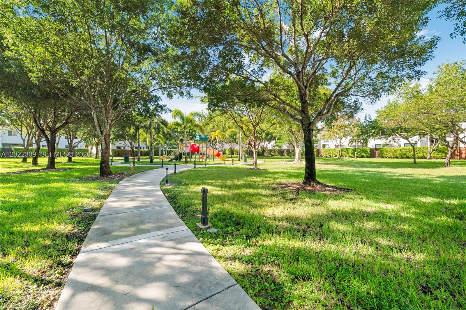 DORAL ISLES ST LUCIA - Residential