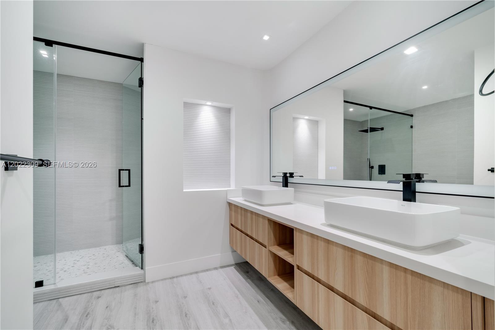 DORAL ISLES ST LUCIA - Residential