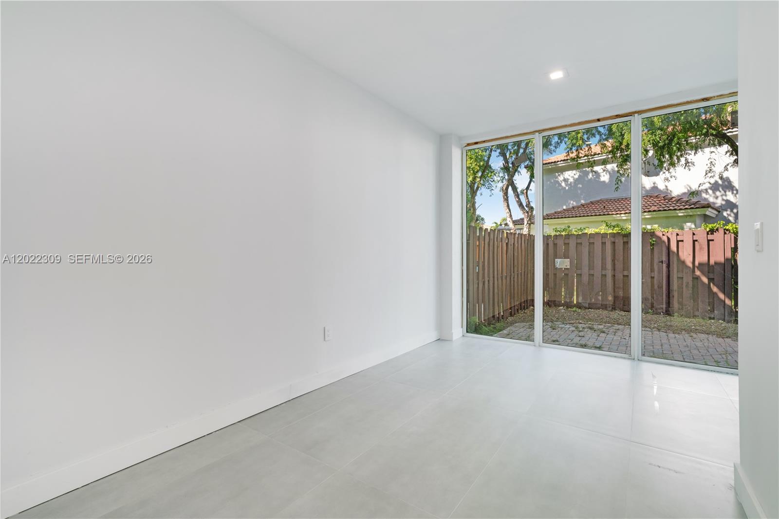 DORAL ISLES ST LUCIA - Residential