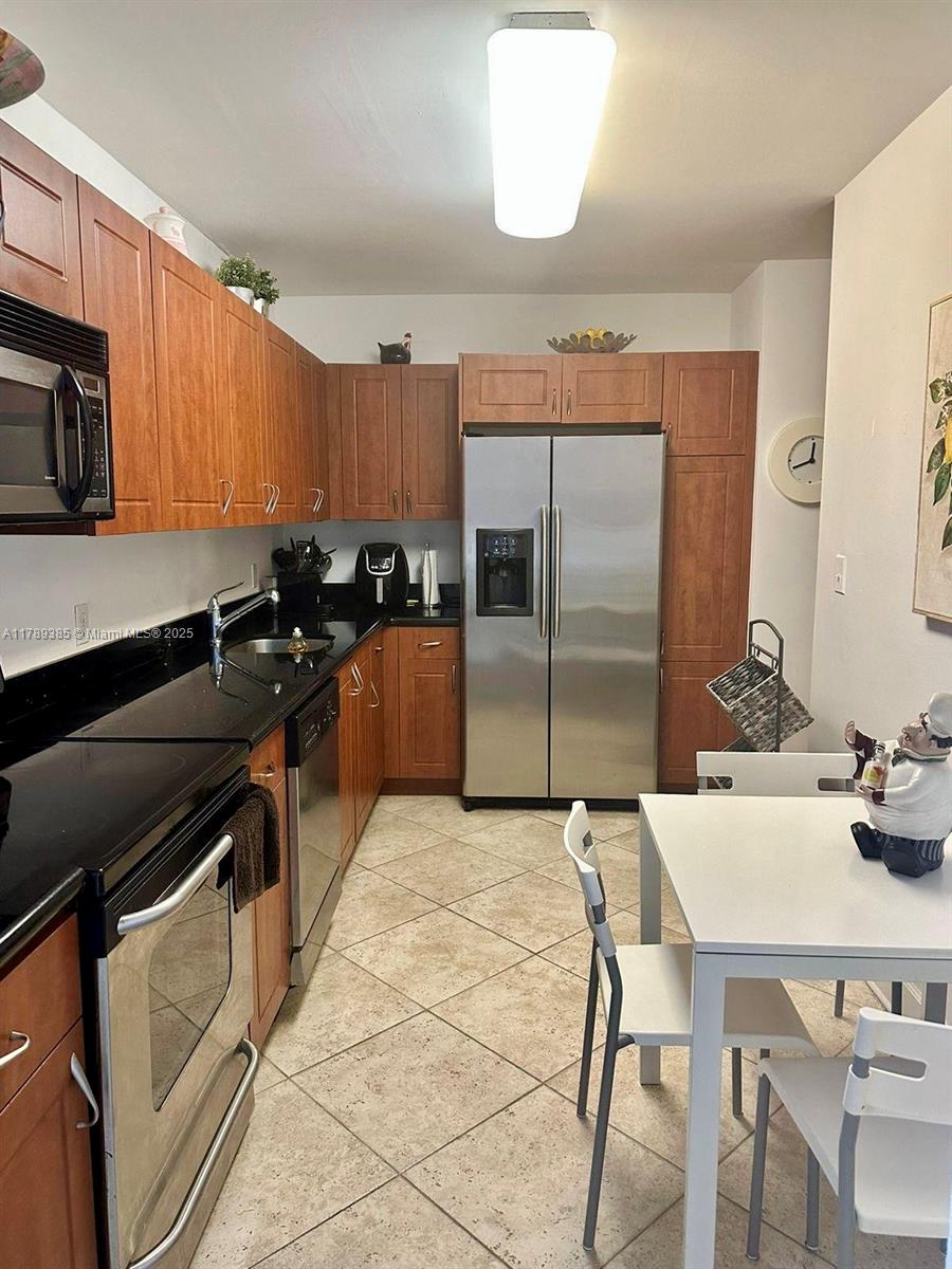 401 BLU OF NORTH BEACH CO - Residential