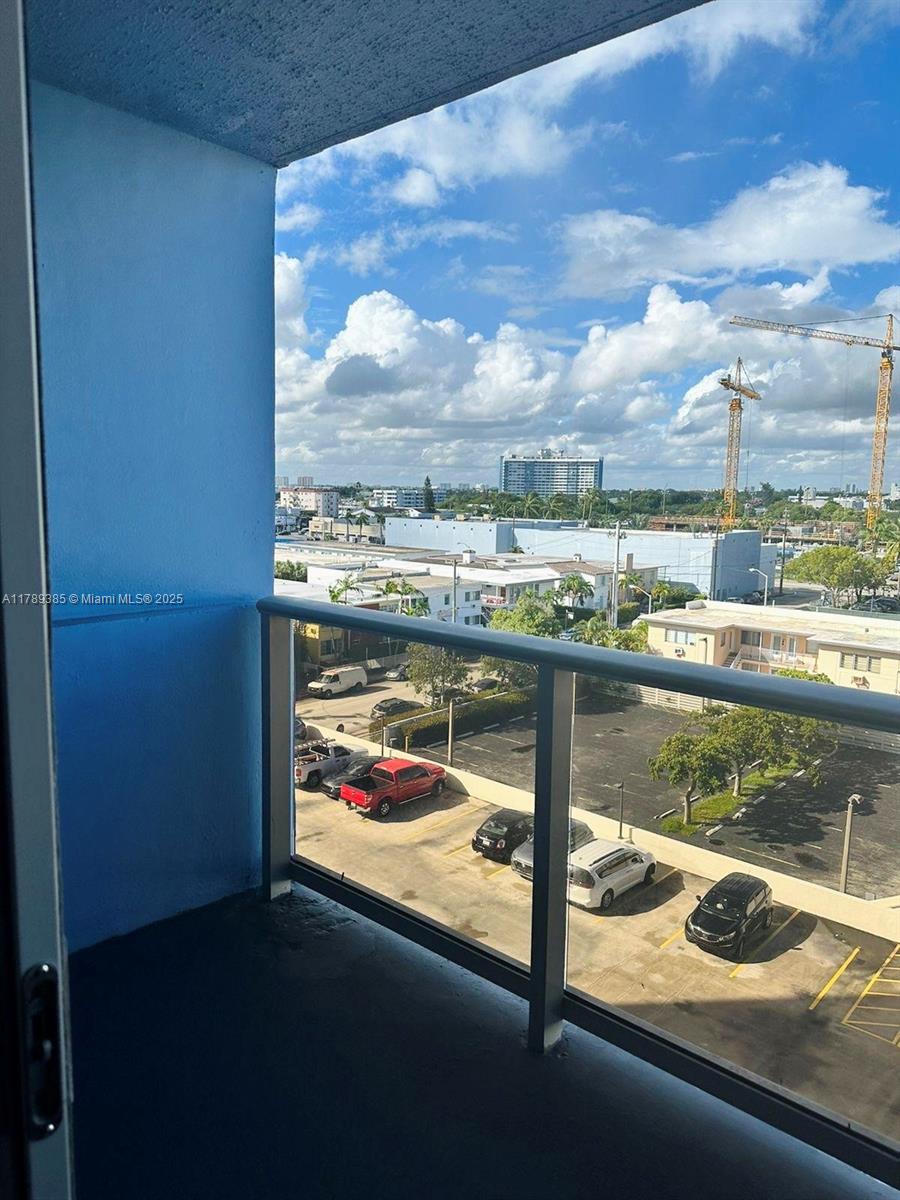 401 BLU OF NORTH BEACH CO - Residential