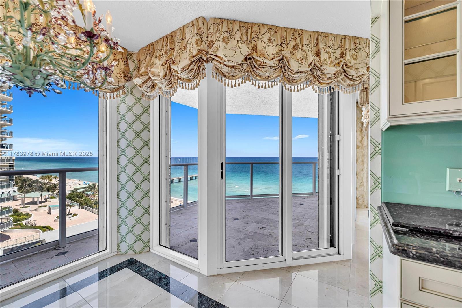 16445 Collins Ave 1026