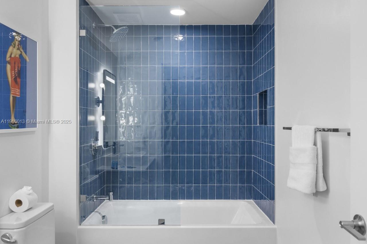 159 NE 6TH STREET CONDO 2 - Residential