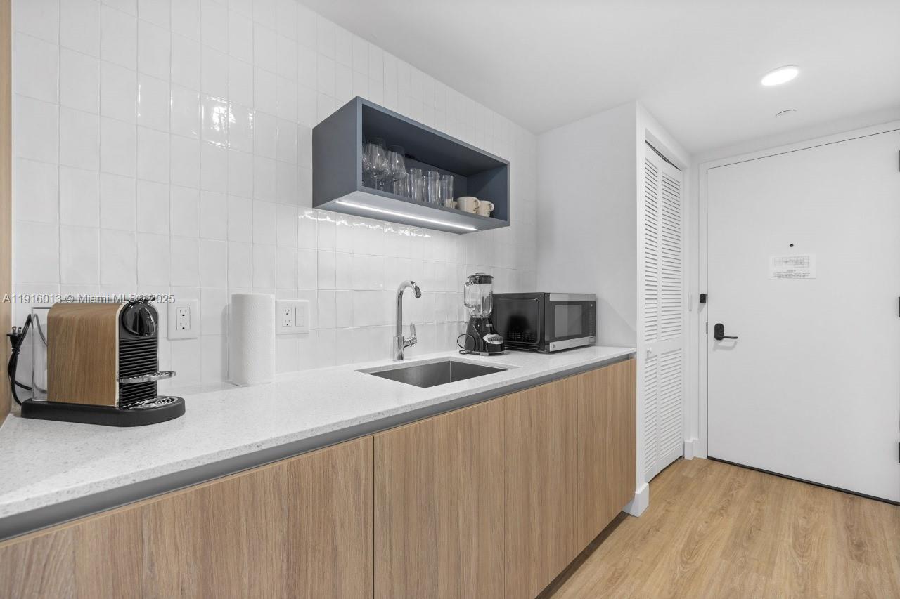 159 NE 6TH STREET CONDO 2 - Residential