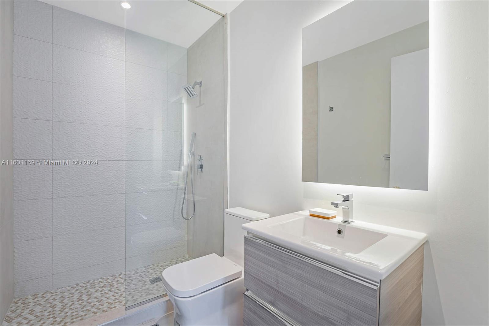 Smart Brickell - Residential Lease