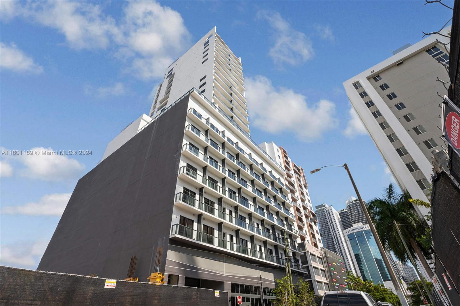 Smart Brickell - Residential Lease
