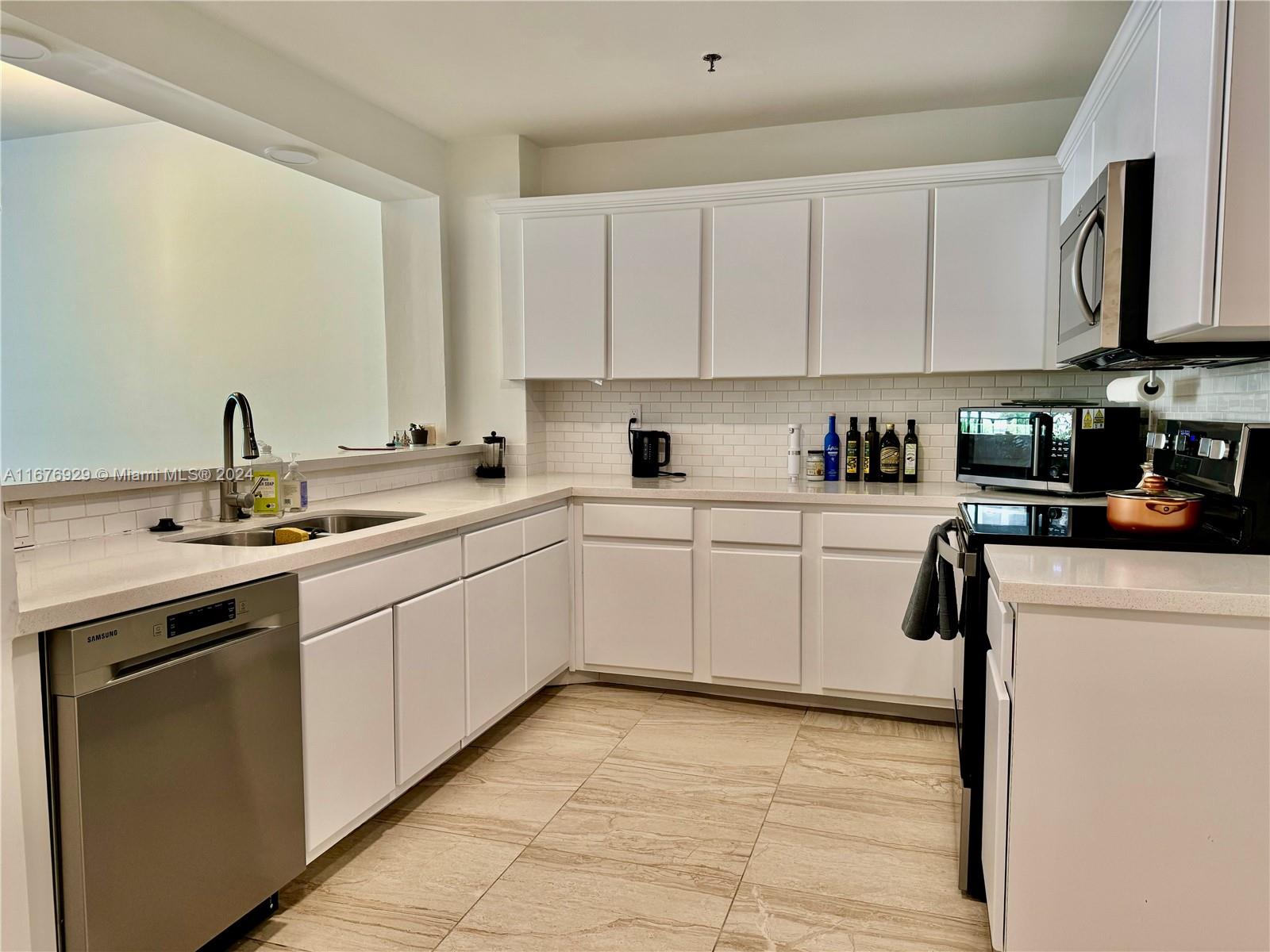 TIDEMARK KEY COLONY NO 1 - Residential Lease