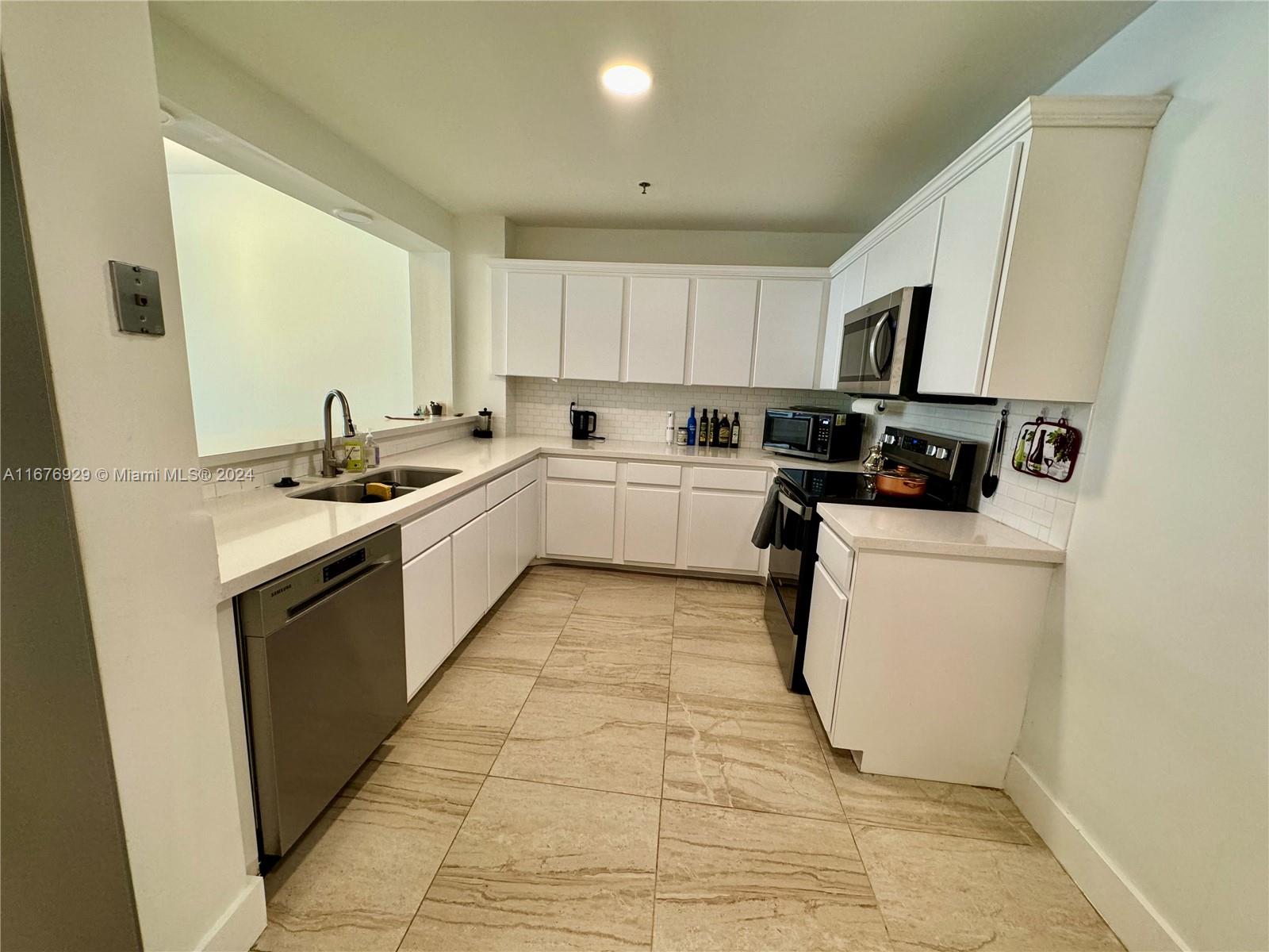 TIDEMARK KEY COLONY NO 1 - Residential Lease