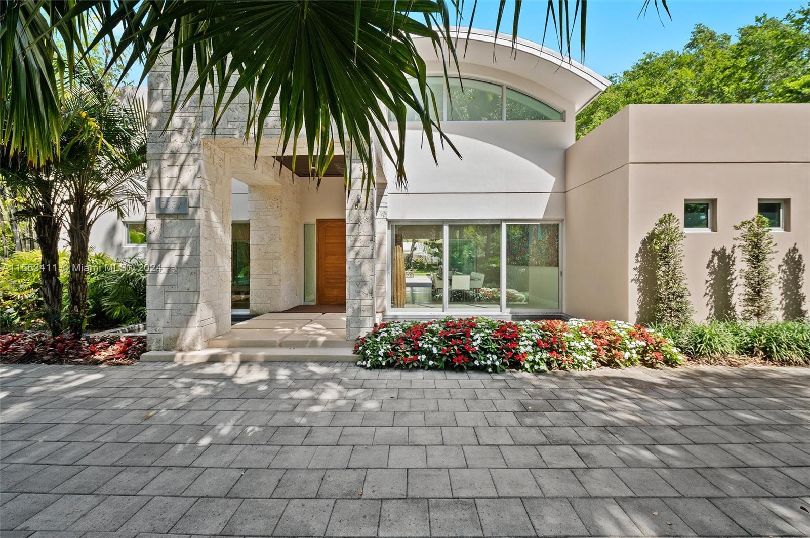 Photo 1 of 5837 Sw 82nd St St, South Miami, Florida, $5,250,000, Web #: 11553411