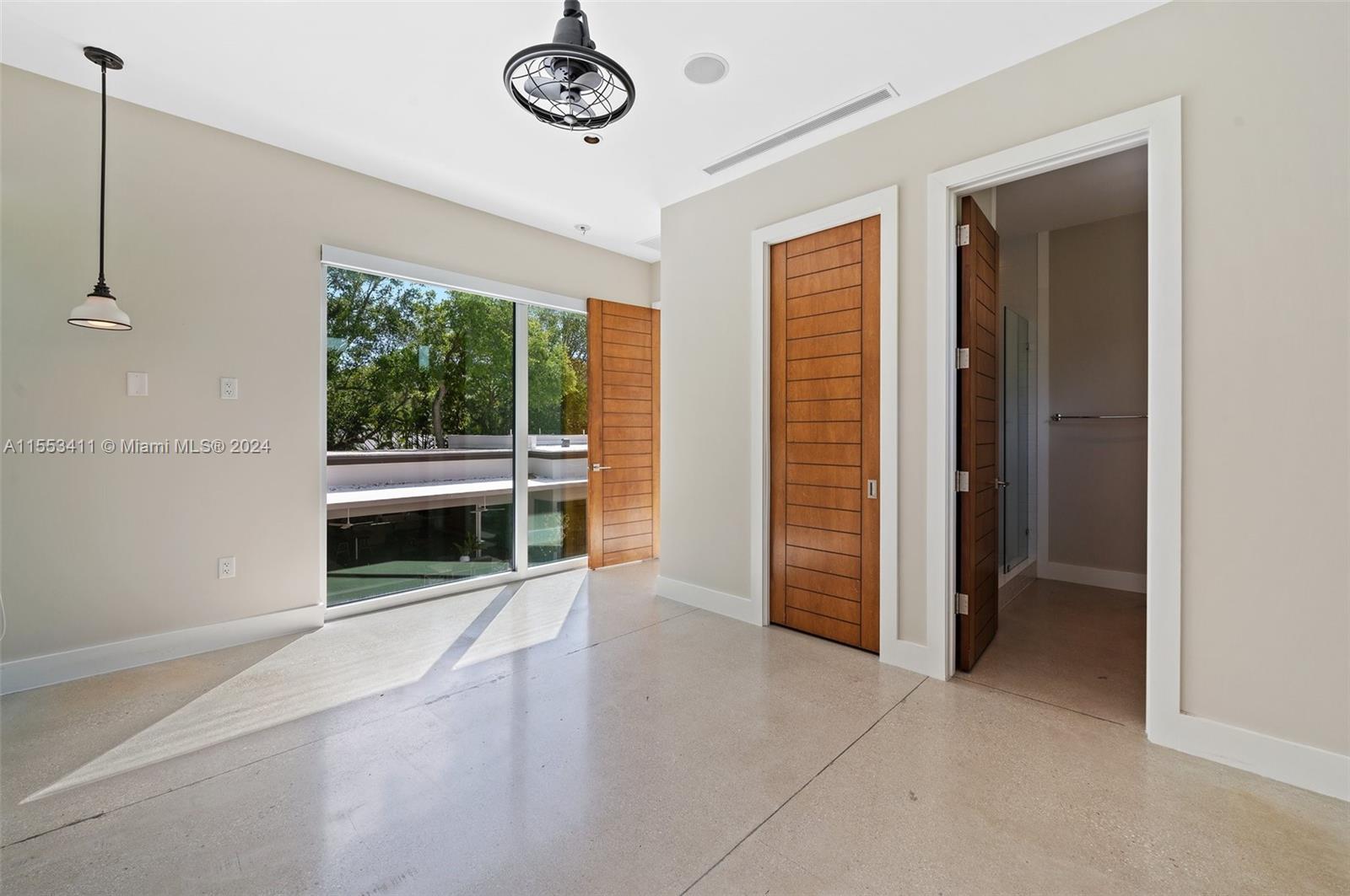 PALM MIAMI HEIGHTS REV - Residential