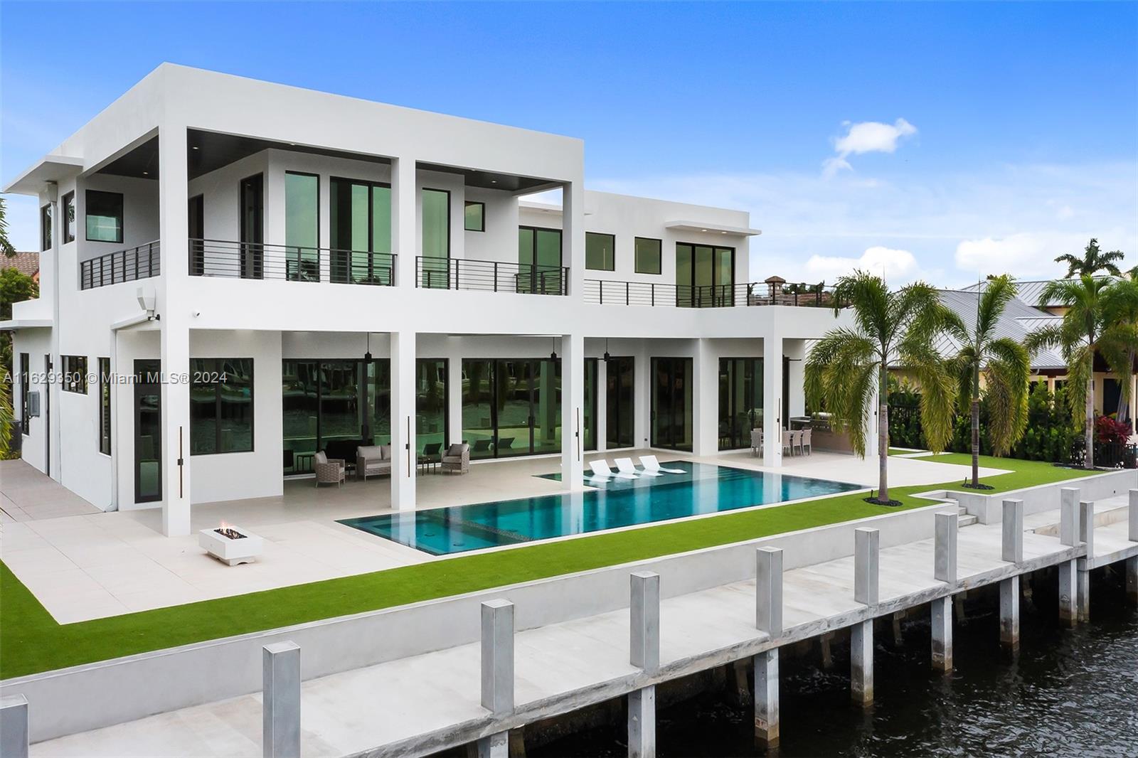 CORAL RIDGE COUNTRY CLUB - Residential