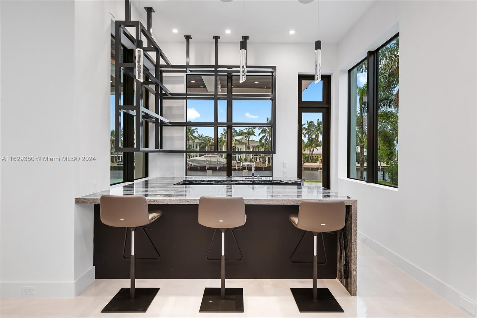 CORAL RIDGE COUNTRY CLUB - Residential