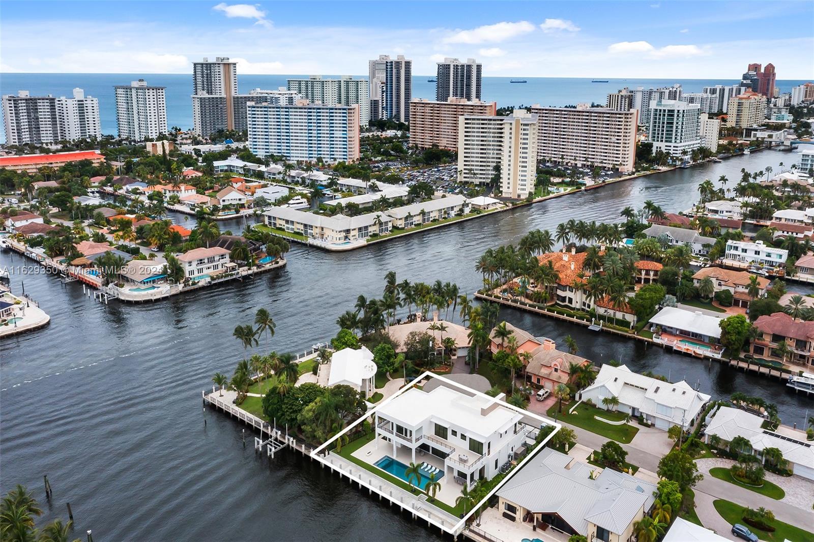 CORAL RIDGE COUNTRY CLUB - Residential