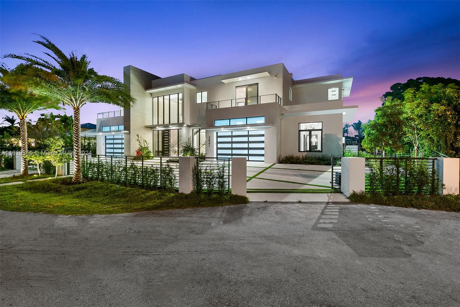 CORAL RIDGE COUNTRY CLUB - Residential