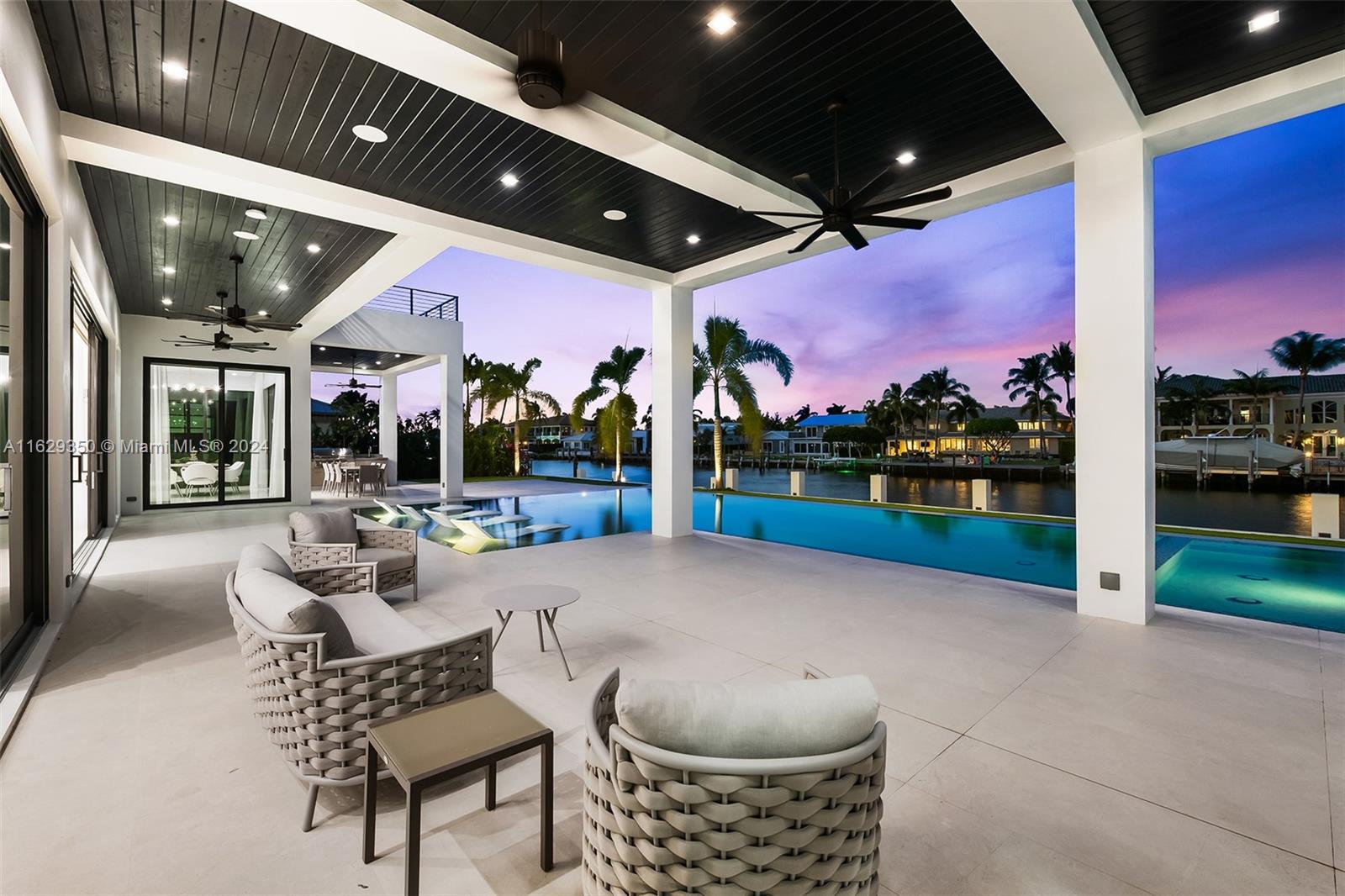 CORAL RIDGE COUNTRY CLUB - Residential