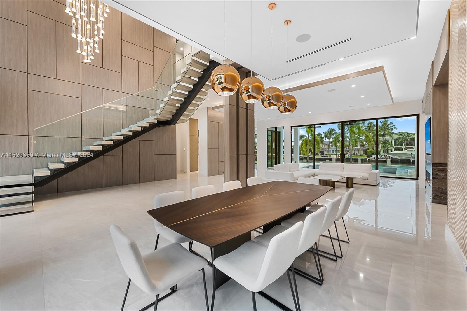 CORAL RIDGE COUNTRY CLUB - Residential