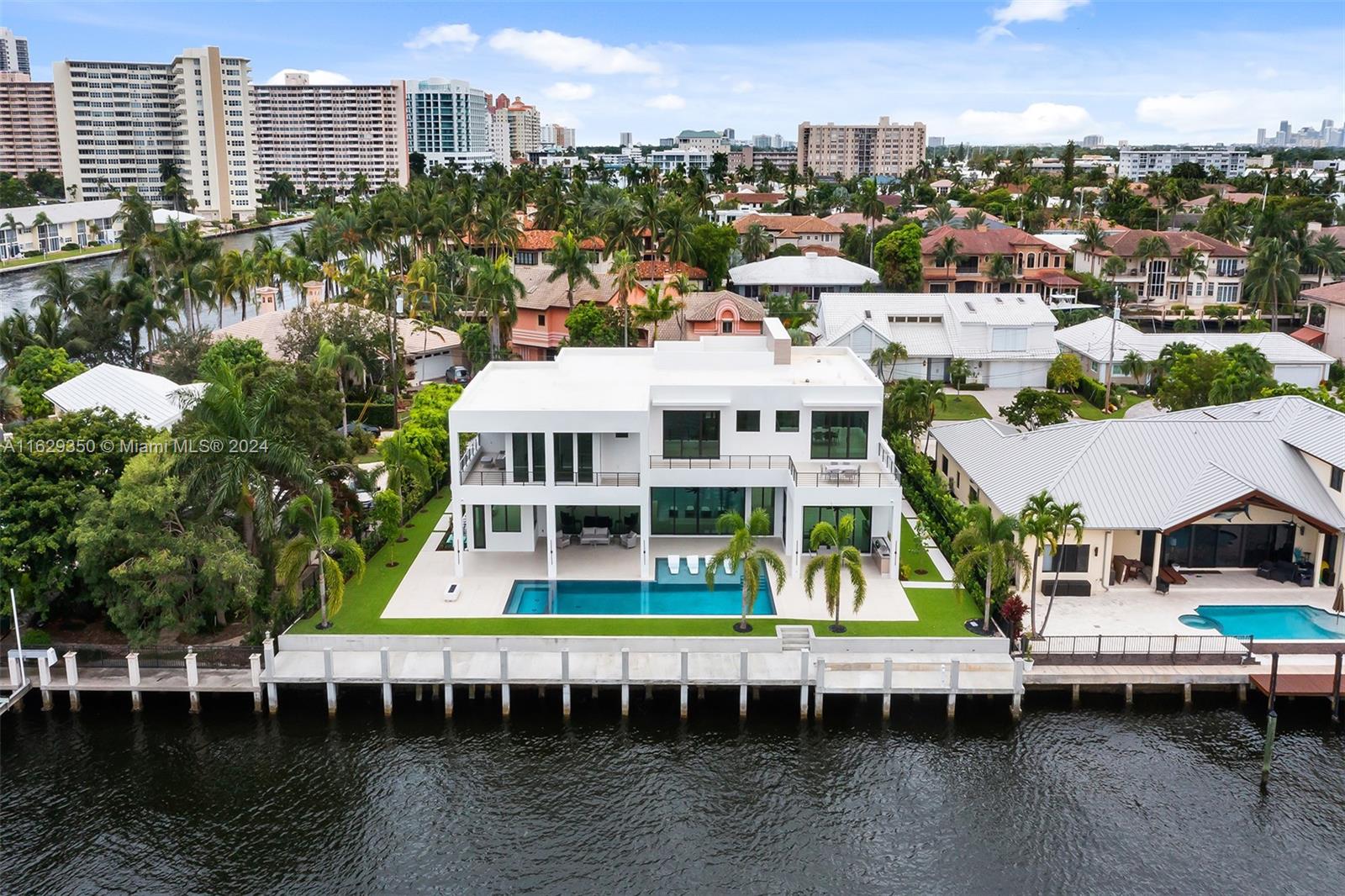 CORAL RIDGE COUNTRY CLUB - Residential