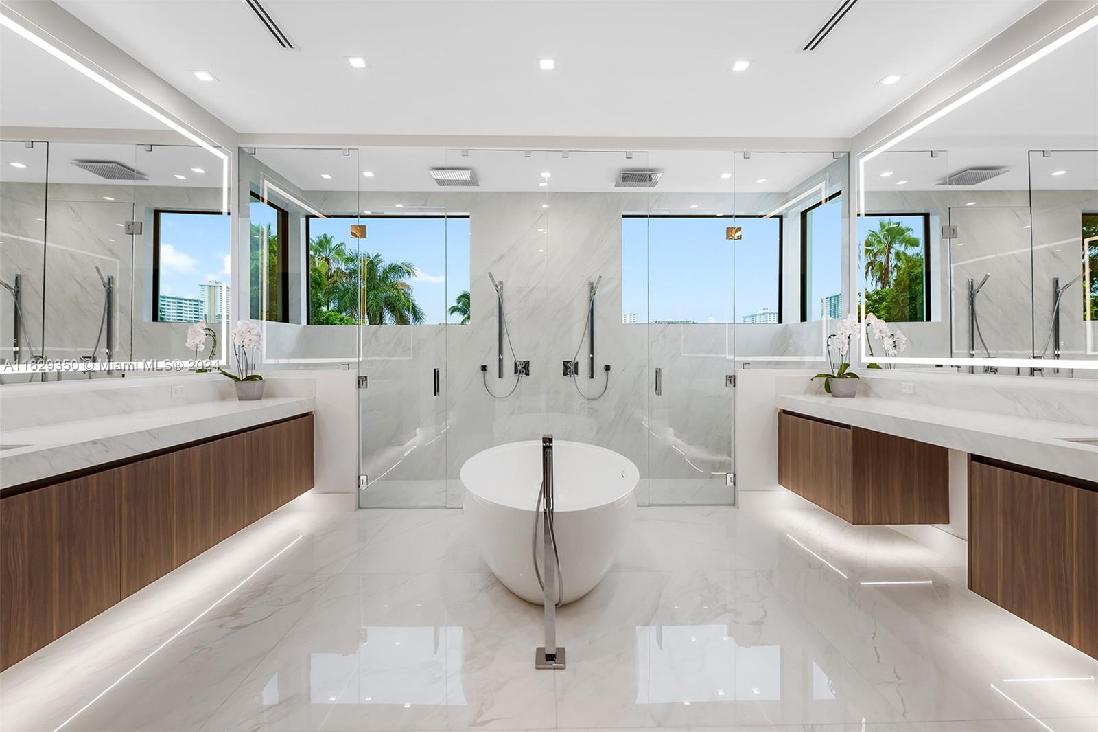 CORAL RIDGE COUNTRY CLUB - Residential