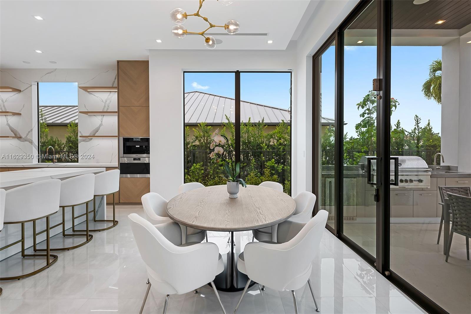 CORAL RIDGE COUNTRY CLUB - Residential