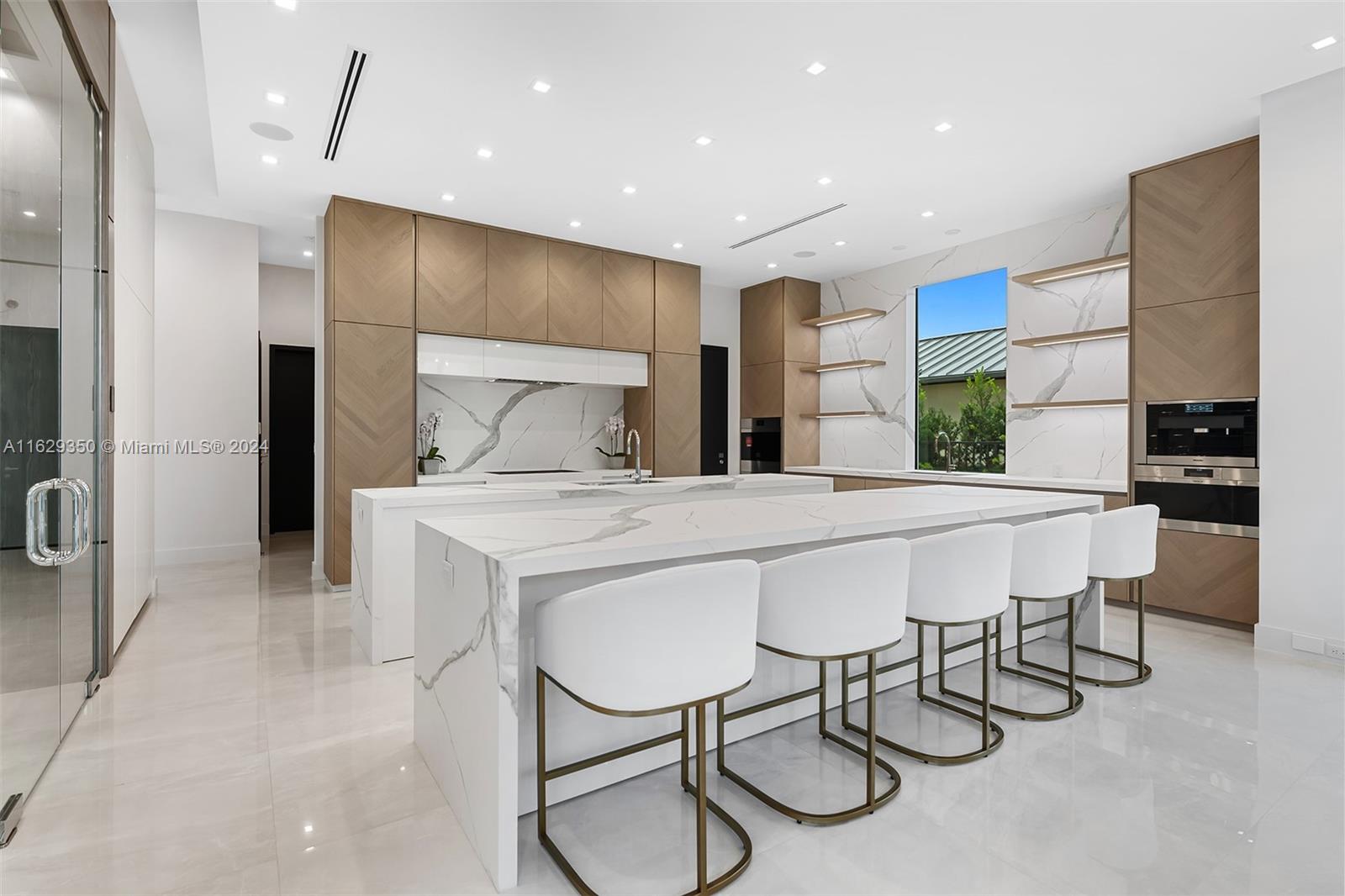 CORAL RIDGE COUNTRY CLUB - Residential