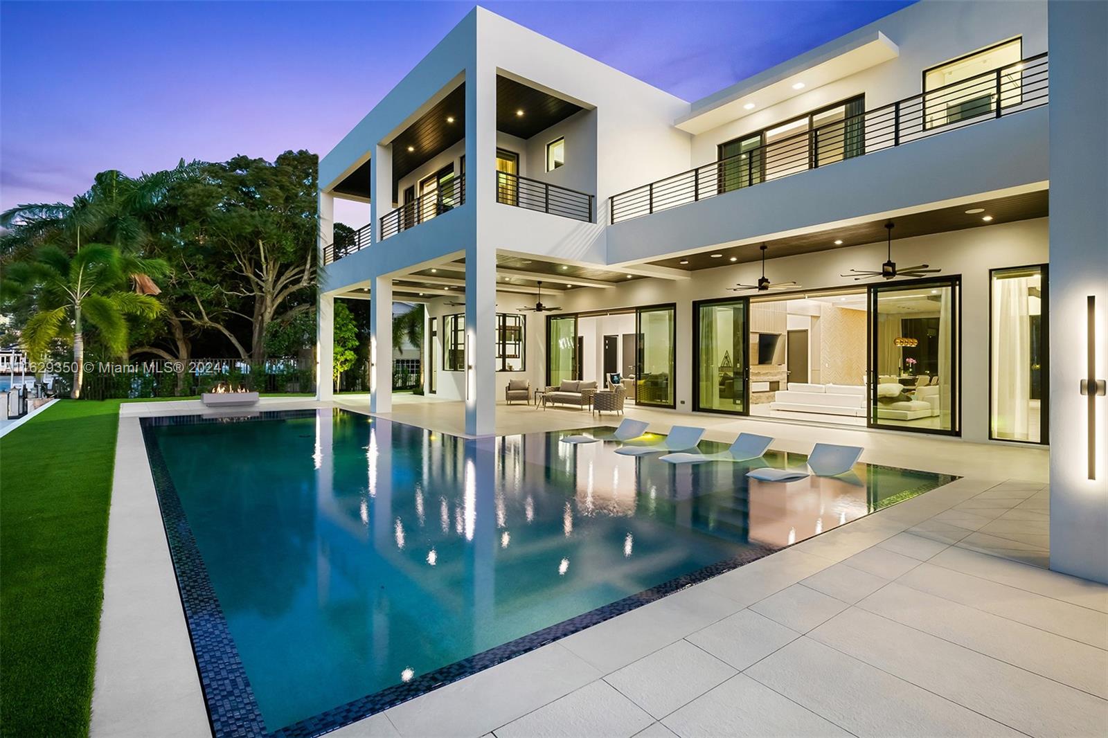 CORAL RIDGE COUNTRY CLUB - Residential