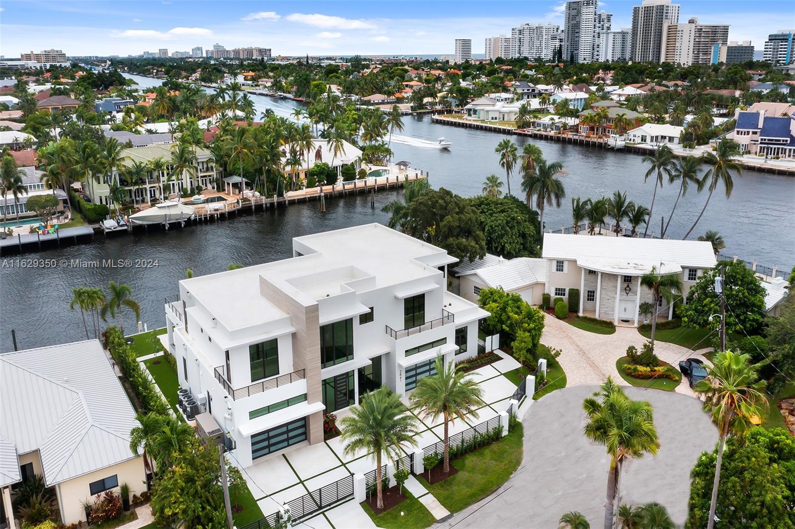 CORAL RIDGE COUNTRY CLUB - Residential