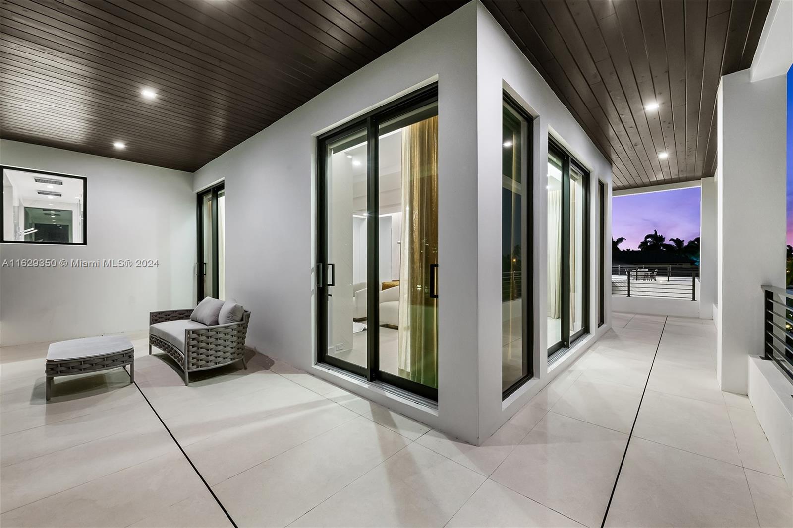 CORAL RIDGE COUNTRY CLUB - Residential