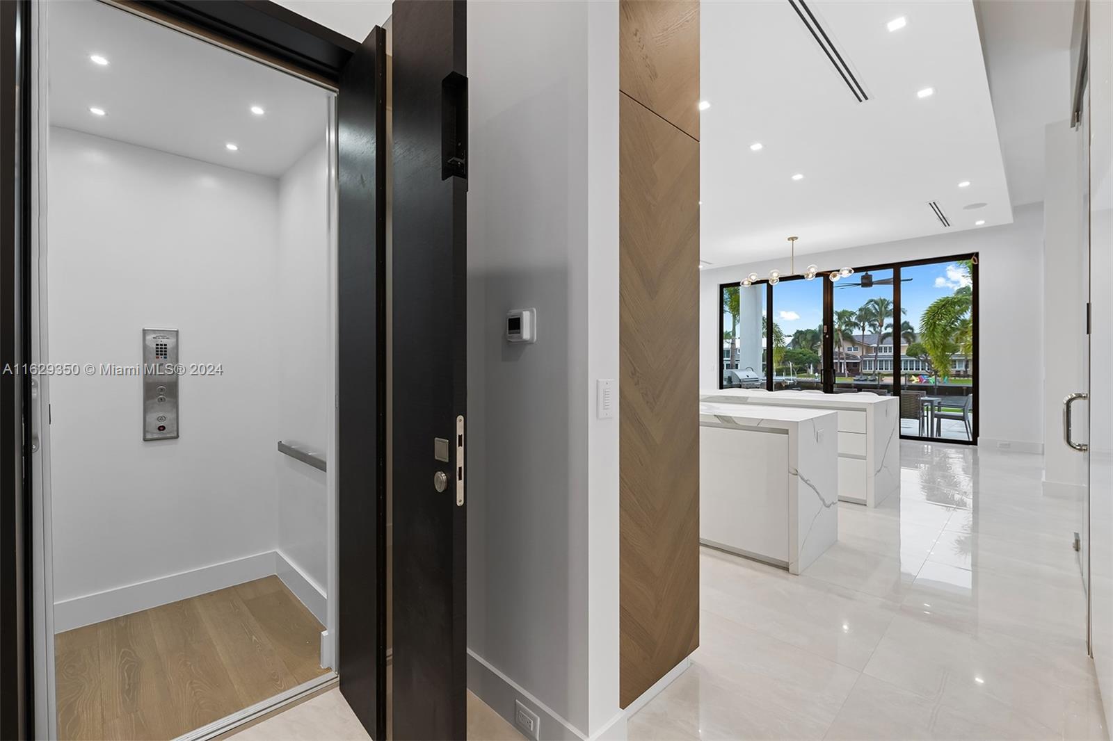 CORAL RIDGE COUNTRY CLUB - Residential