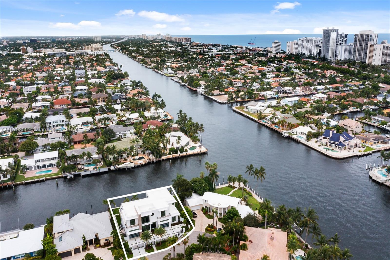 CORAL RIDGE COUNTRY CLUB - Residential