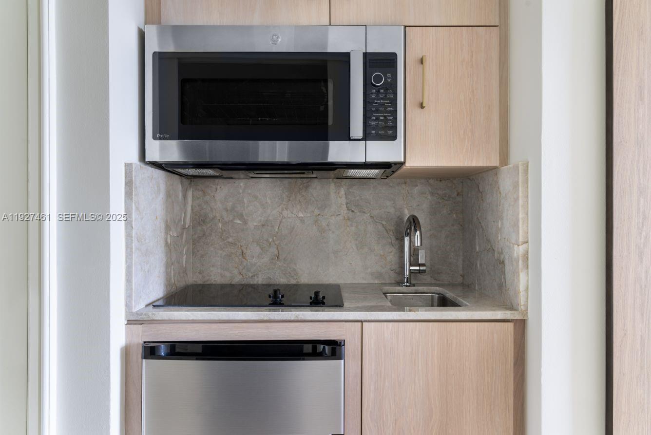 G B RESORT CONDO HOTEL - Residential