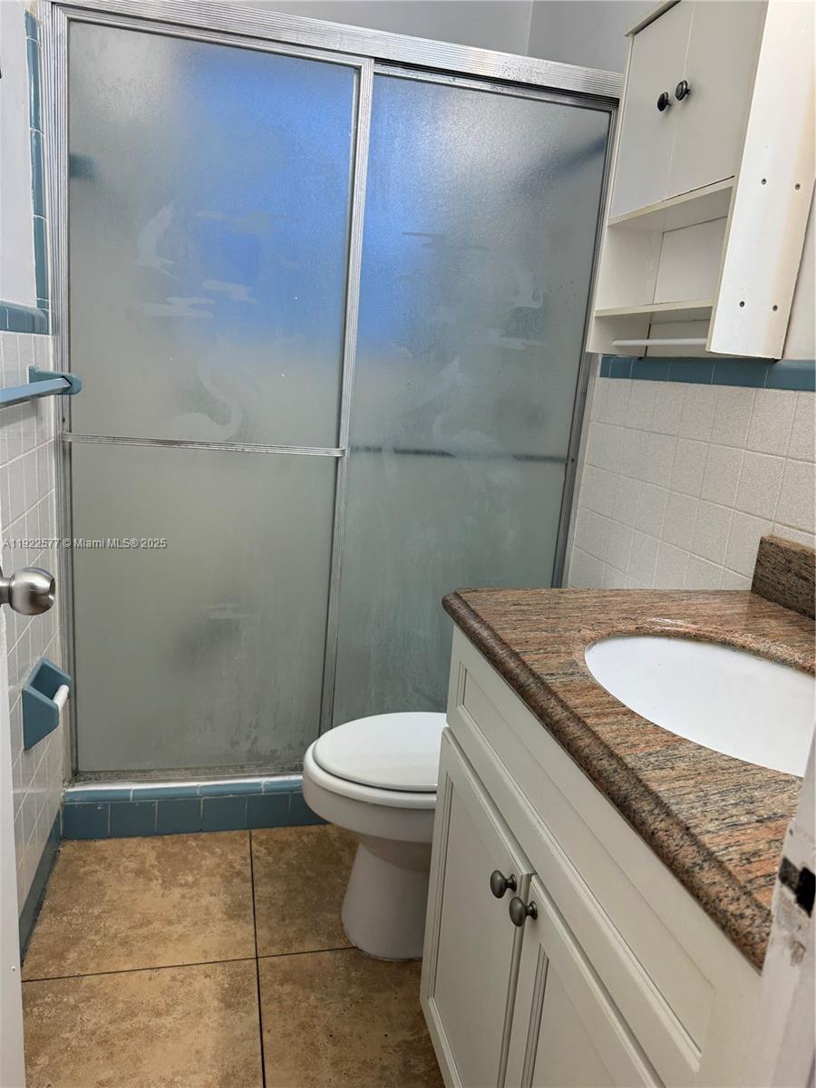 HOLLYWOOD SOUTH SIDE ADD - Residential Lease