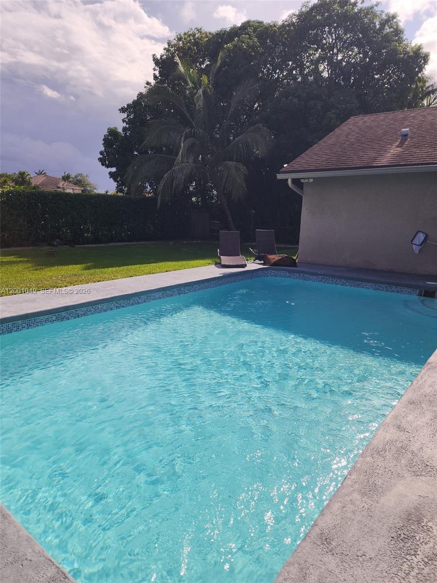 FLINT SURVEY - Residential Lease