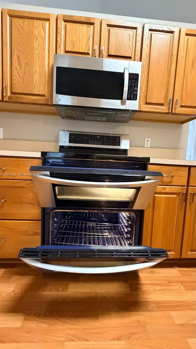 FLINT SURVEY - Residential Lease