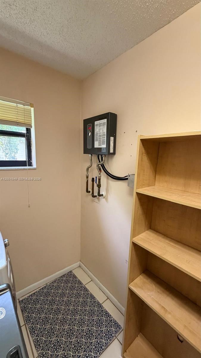 FLINT SURVEY - Residential Lease