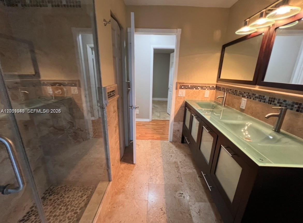 FLINT SURVEY - Residential Lease