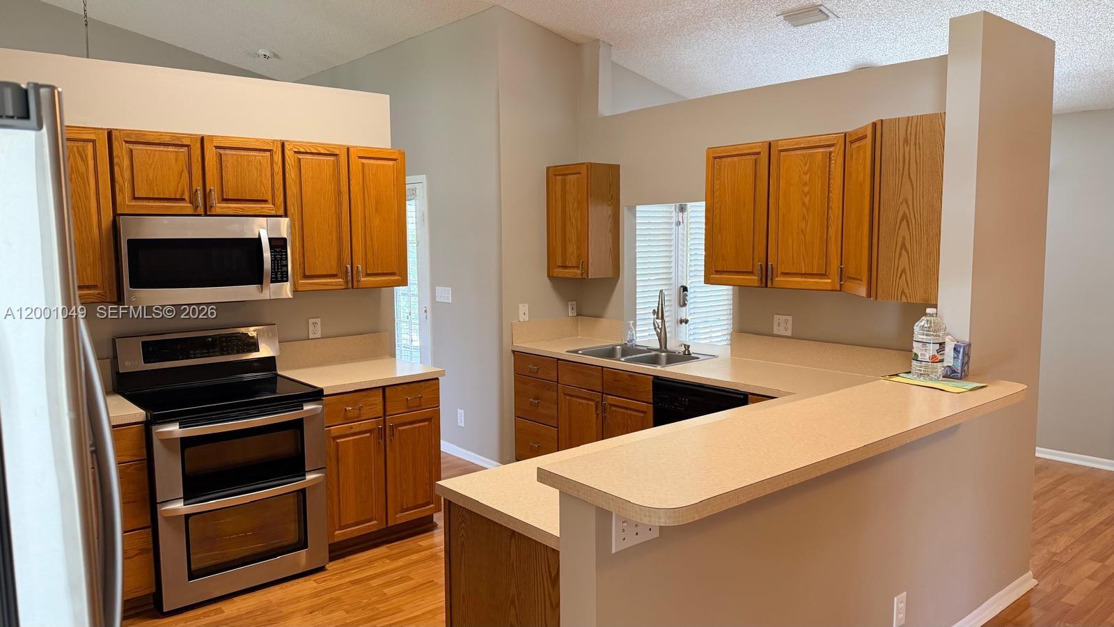 FLINT SURVEY - Residential Lease